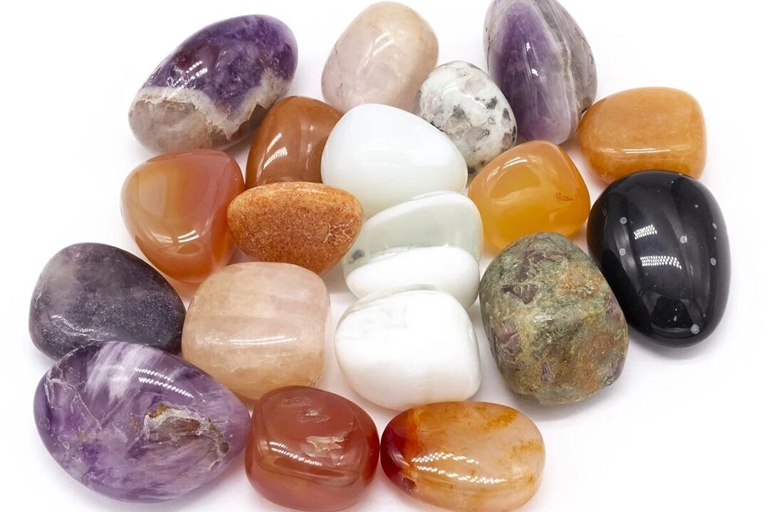 kivid amulettide ja amulettide jaoks
